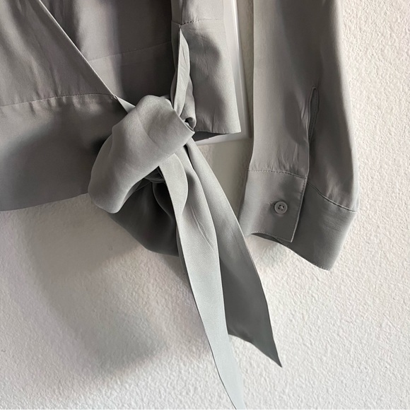 J Brand 100% Silk Wrap Blouse Gray Long Sleeve Size Small - Picture 7 of 9